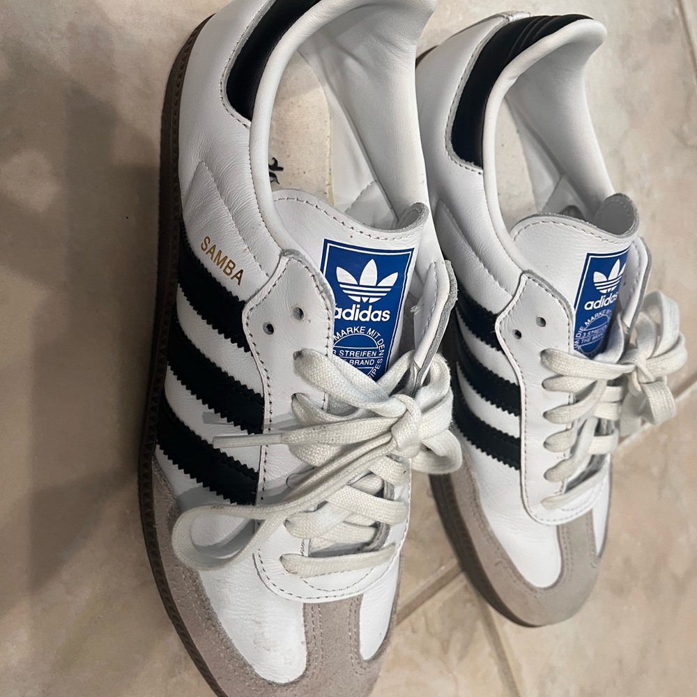 Women’s Adidas Samba OG - Picture 2 of 8